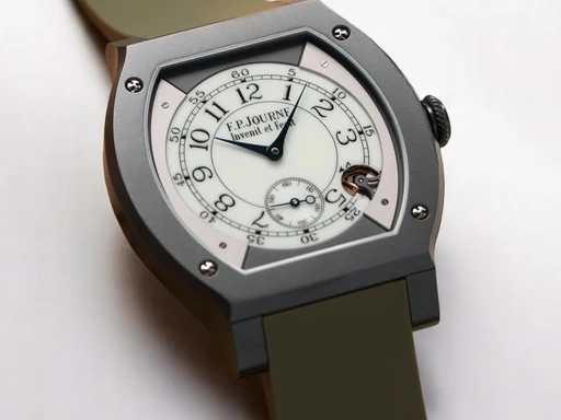 Title: Élégante 48 Titalyt
Brand: F.P. Journe
Model: Élégante 48 Titalyt
Ref: null
Category: Dress
Diameter: 48mm
Functions: Dato
Year: null
Price: null
Condition: undefined
Dial Color: Hvid
Strap: Gummi
Case material: Titanium
Gender: Herre
Match: 100.0%
Billedet er ejet af ETP Watches (155459) Et F.P. Journe ur