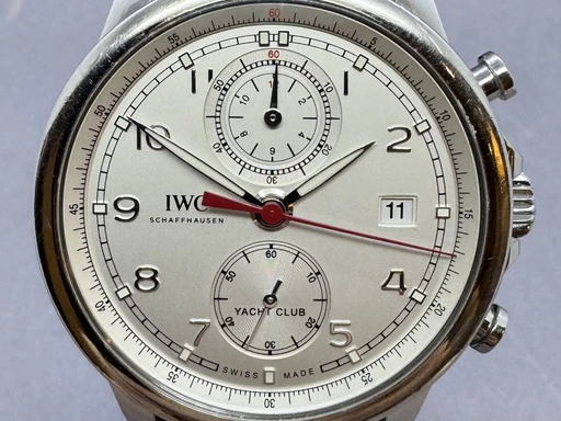 Title: Portuguese Yacht Club Chronograph
Brand: IWC
Model: Portuguese Yacht Club Chronograph
Ref: IW390502
Category: Racing
Diameter: 43mm
Functions: Kronograf, Dato
Year: 2015
Price: 42000
Condition:
Dial Color: Sølv
Strap: Andet
Case material: Stål
Gender: Herre
Match: 100.0%
Billedet er ejet af Franz Jaeger & Me (139922) Et IWC ur