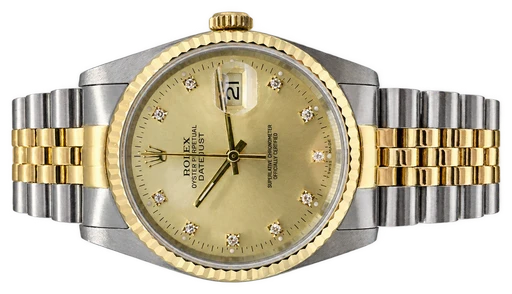 Titel: Datejust 36 mm guld/stål med diamanter
Mærke: Rolex
Model: Datejust 36
Ref.: 16233
Årgang: 1993
Tilbehør: Boks og Papirer
Pris: 58.000 kr.
Diameter: 36mm
Funktioner: Dato
Skivefarve: Guld
Rem: Metal
Kassemateriale: Andet
Kategori: Dress
Køn: Unisex
Match: 100.0%
Billedet ejes af Franz Jaeger & Me (532966) Et Rolex ur
