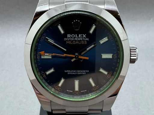 Title: Milgauss Blå skive
Brand: Rolex
Model: Milgauss
Ref: 116400GV
Category: Sport
Diameter: 40mm
Functions:
Year: 2021
Price: 95000
Condition: undefined
Dial Color: Blå
Strap: Metal
Case material: Stål
Gender: Herre
Match: 100.0%
Billedet er ejet af Franz Jaeger & Me (210456) Et Rolex ur