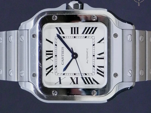 Title: Santos Medium
Brand: Cartier
Model: Santos Medium
Ref: WSSA0029
Category: Dress
Diameter: 35mm
Functions: Dato
Year: 2024
Price: 48995
Condition: undefined
Dial Color: Hvid
Strap: Metal
Case material: Stål
Gender: Unisex
Match: 100.0%
Billedet er ejet af GP Watches (295214) Et Cartier ur