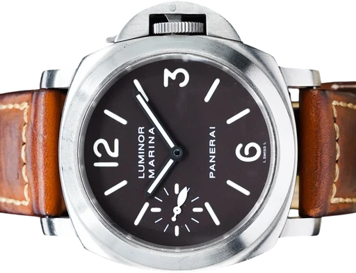 Titel: Luminor 44 MM (Nyhed)
Mærke: Panerai
Model: Luminor
Ref.: PAM00061
Kategori: Sport
Diameter: 44mm
Funktioner:
Årgang: 2001
Pris: 34995
Stand: 8.5 (Brugt)
Skivefarve: Brun
Rem: Læder
Kassemateriale: Titanium
Køn: Herre
Match: 100.0%
Billedet ejes af GP Watches (945777) Et Panerai ur
