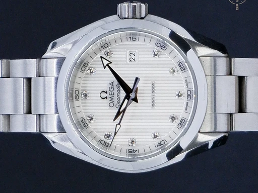 Title: Seamaster Aqua Terra
Brand: Omega
Model: Seamaster Aqua Terra
Ref: 23110306055001
Category: Dress
Diameter: 30mm
Functions: Dato
Year: 2014
Price: 17995
Condition: undefined
Dial Color: Hvid
Strap: Metal
Case material: Stål
Gender: Dame
Match: 100.0%
Billedet er ejet af GP Watches (145661) Et Omega ur