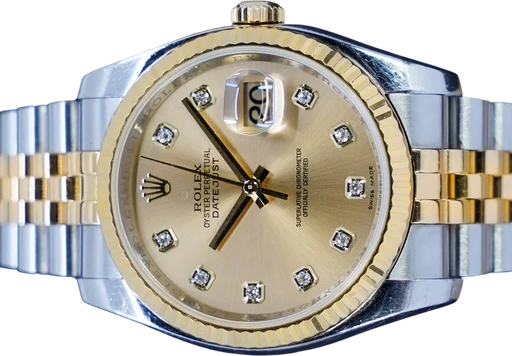 Title: Datejust 36 MM (New)
Brand: Rolex
Model: Datejust
Ref: 116233
Category: Dress
Diameter: 36mm
Functions: Dato
Year: 2013
Price: 70995
Condition: 8.5
Dial Color: Guld
Strap: Metal
Case material: Guld
Gender: Herre
Match: 100.0%
Billedet er ejet af GP Watches (804498) Et Rolex ur