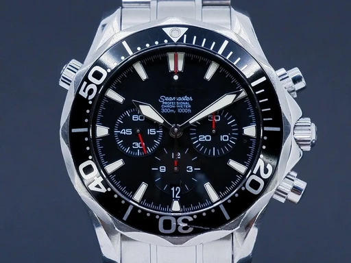 Title: Seamaster 300M Chrono
Brand: Omega
Model: Seamaster 300M Chrono
Ref: 25945200
Category: Dykker
Diameter: 41mm
Functions: Kronograf, Dato
Year: 2005
Price: 19995
Condition: undefined
Dial Color: Sort
Strap: Metal
Case material: Stål
Gender: Herre
Match: 100.0%
Billedet er ejet af GP Watches (101457) Et Omega ur