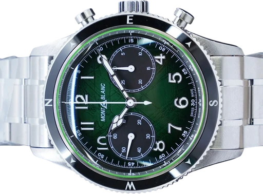 Title: 1858 Chrono (New)
Brand: Montblanc
Model: 1858 Chrono
Ref: 133298
Category: Sport
Diameter: 42mm
Functions: Kronograf
Year: 2025
Price: 26995
Condition: 10.0
Dial Color: Grøn
Strap: Metal
Case material: Stål
Gender: Herre
Match: 100.0%
Billedet er ejet af GP Watches (797908) Et Montblanc ur