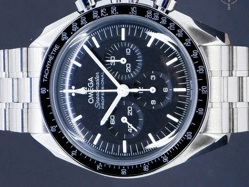Title: Speedmaster Professional (New)
Brand: Omega
Model: Speedmaster Professional
Ref: 310.30.42.50.01.001
Category: Racing
Diameter: 42mm
Functions: Kronograf
Year: 2025
Price: 44995
Condition: undefined
Dial Color: Sort
Strap: Metal
Case material: Stål
Gender: Herre
Match: 100.0%
Billedet er ejet af GP Watches (446219) Et Omega ur