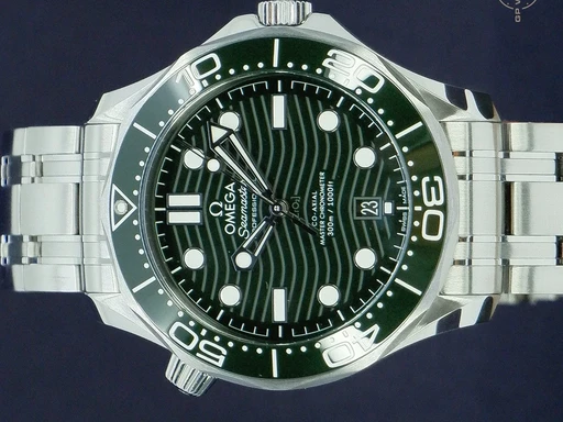 Title: Seamaster 300M
Brand: Omega
Model: Seamaster 300M
Ref: 210.30.42.20.10.001
Category: Dykker
Diameter: 42mm
Functions: Dato
Year: 2025
Price: 39995
Condition: undefined
Dial Color: Grøn
Strap: Metal
Case material: Stål
Gender: Herre
Match: 100.0%
Billedet er ejet af GP Watches (101426) Et Omega ur