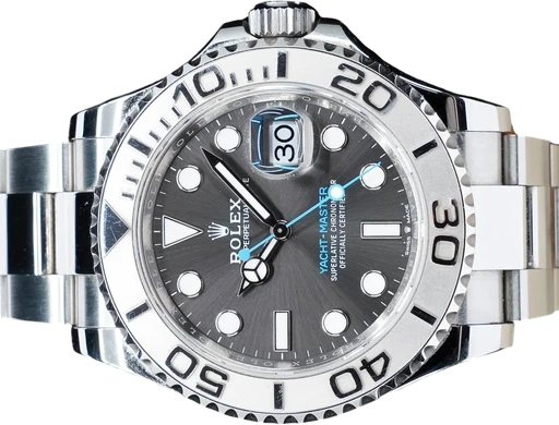 Titel: Yacht-Master I 126622 med rhodiumskive (Nyhed)
Mærke: Rolex
Model: Yacht-Master I
Ref.: 126622
Årgang: 2023
Tilbehør: Boks og Papirer
Stand: 9.5 (Brugt)
Pris: 97.995 kr.
Diameter: 40mm
Funktioner: Dato
Skivefarve: Grå
Rem: Metal
Kassemateriale: Stål
Kategori: Sport
Køn: Herre
Match: 100.0%
Billedet ejes af GP Watches (1120172) Et Rolex ur