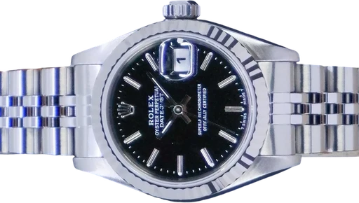 Title: Datejust 69174 (New)
Brand: Rolex
Model: Datejust
Ref: 69174
Category: Dress
Diameter: 26mm
Functions: Dato
Year: 1997
Price: 39995
Condition: 9.0
Dial Color: Sort
Strap: Metal
Case material: Stål
Gender: Dame
Match: 100.0%
Billedet er ejet af GP Watches (633665) Et Rolex ur