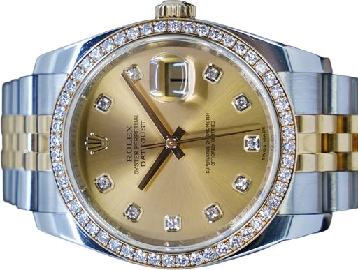 Title: Datejust 36 MM
Brand: Rolex
Model: Datejust
Ref: 116243
Category: Dress
Diameter: 36mm
Functions: Dato
Year: 2014
Price: 99995
Condition: 9.0
Dial Color: Guld
Strap: Metal
Case material: Guld
Gender: Herre
Match: 100.0%
Billedet er ejet af GP Watches (782674) Et Rolex ur