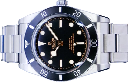 Title: Black Bay 54
Brand: Tudor
Model: Black Bay 54
Ref: 79000N
Category: Dykker
Diameter: 37mm
Functions:
Year: 2025
Price: 25995
Condition: 10.0
Dial Color: Sort
Strap: Metal
Case material: Stål
Gender: Herre
Match: 100.0%
Billedet er ejet af GP Watches (407163) Et Tudor ur
