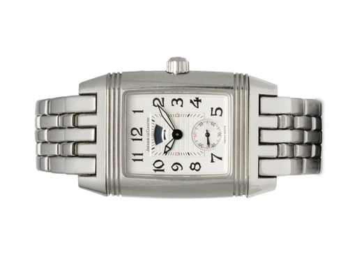 Title: Reverso Collection Gran Sport Duoface Lady Night & Day
Brand: Jaeger-LeCoultre
Model: Reverso Collection Gran Sport Duoface Lady Night & Day
Ref: 296.8.74
Category: Dress
Diameter: 25mm
Functions: Månefase
Year: null
Price: 42500
Condition: undefined
Dial Color: Hvid
Strap: Metal
Case material: Stål
Gender: Dame
Match: 100.0%
Billedet er ejet af Hvelplund (102459) Et Jaeger-LeCoultre ur