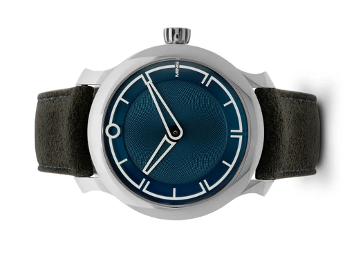 Title: 17.09
Brand: Ming
Model: 17.09
Ref: 17.09
Category: Dress
Diameter: 38mm
Functions: 
Year: 2024
Price: 22500
Condition: undefined
Dial Color: Blå
Strap: Læder
Case material: Stål
Gender: Herre
Match: 100.0%
Billedet er ejet af Hvelplund (102443) Et Ming ur
