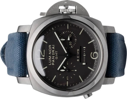 Title: Luminor Monopulsante
Brand: Panerai
Model: Luminor Monopulsante
Ref: PAM00311
Category: Sport
Diameter: 44mm
Functions: Dato, Kronograf, GMT
Year: 2011
Price: 65000
Condition: 8.0
Dial Color: Sort
Strap: Stof
Case material: Titanium
Gender: Herre
Match: 100.0%
Billedet er ejet af Hvelplund (102438) Et Panerai ur