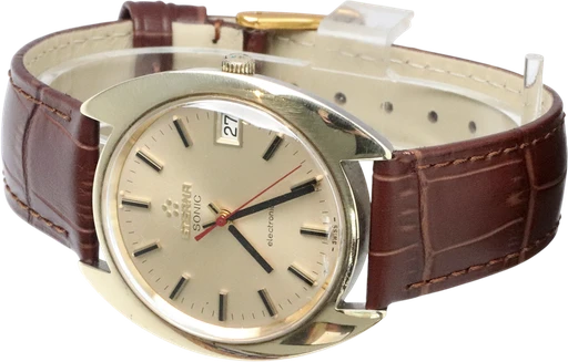 Title: Sonic
Brand: Eterna
Model: Sonic
Ref: KU5033
Category: Dress
Diameter: 37mm
Functions: Dato
Year: 1970
Price: 5000
Condition: 6.0
Dial Color: Gul
Strap: Læder
Case material: Guld
Gender: Herre
Match: 100.0%
Billedet er ejet af Krognos (142145) Et Eterna ur