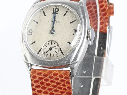 Title: KU2869
Brand: Omega
Model:
Ref: KU2869
Category: Dress
Diameter: 30mm
Functions:
Year: 1940
Price: 5000
Condition: 6.0
Dial Color: Hvid
Strap: Andet
Case material: Stål
Gender: Unisex
Match: 100.0%
Billedet er ejet af Krognos (102311) Et Omega ur
