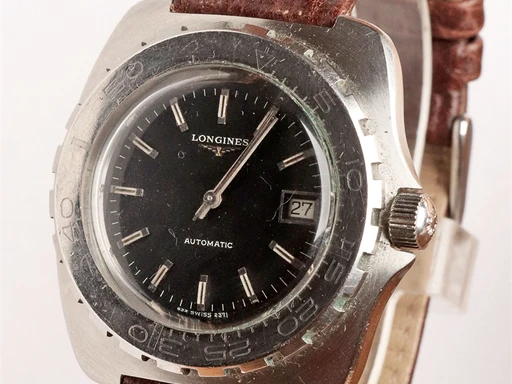 Title: Automatic
Brand: Longines
Model:
Ref: KU2466
Category: Sport
Diameter: 44mm
Functions: Dato
Year: 1970
Price: 6800
Condition: undefined
Dial Color: Sort
Strap: Læder
Case material: Stål
Gender: Herre
Match: 100.0%
Billedet er ejet af Krognos (102268) Et Longines ur