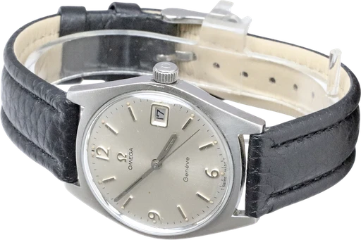 Title: Geneve
Brand: Omega
Model: Geneve
Ref: KU37460
Category: Dress
Diameter: 35mm
Functions: Dato
Year: 1970
Price: 6800
Condition: 6.0
Dial Color: Sølv
Strap: Læder
Case material: Stål
Gender: Unisex
Match: 100.0%
Billedet er ejet af Krognos (199999) Et Omega ur