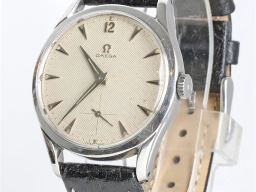 Title: KU37470
Brand: Omega
Model:
Ref: KU37470
Category: Dress
Diameter: 36mm
Functions:
Year: 1960
Price: 8600
Condition: undefined
Dial Color: Hvid
Strap: Læder
Case material: Stål
Gender: Herre
Match: 100.0%
Billedet er ejet af Krognos (136096) Et Omega ur