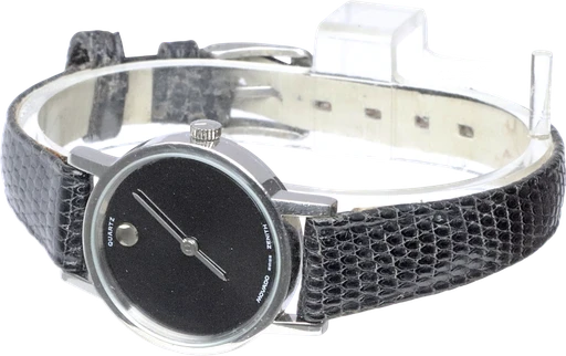 Title: Movado
Brand: Zenith
Model:
Ref: KU2685
Category: Dress
Diameter: 30mm
Functions:
Year: 1990
Price: 2400
Condition: 6.0
Dial Color: Sort
Strap: Læder
Case material: Stål
Gender: Unisex
Match: 100.0%
Billedet er ejet af Krognos (102305) Et Zenith ur