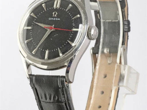 Title: KU3423
Brand: Omega
Model: KU3423
Ref: KU3423
Category: Dress
Diameter: 33mm
Functions:
Year: 1950
Price: 6000
Condition: 6.0
Dial Color: Sort
Strap: Læder
Case material: Stål
Gender: Herre
Match: 100.0%
Billedet er ejet af Krognos (102335) Et Omega ur