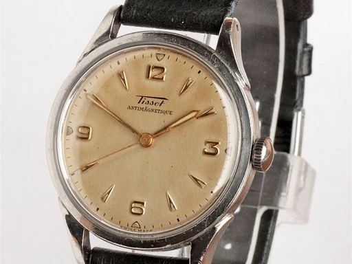 Title: KU2362
Brand: Tissot
Model: 
Ref: KU2362
Category: Dress
Diameter: 35mm
Functions: 
Year: 1960
Price: 3200
Condition: undefined
Dial Color: Gul
Strap: Læder
Case material: Stål
Gender: Herre
Match: 100.0%
Billedet er ejet af Krognos (102302) Et Tissot ur