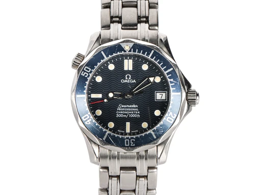 Title: Seamaster Professional Automatic Chronometer, herrearmbåndsur af stål (New)
Brand: Omega
Model: Seamaster Professional Automatic Chronometer
Ref: 25518000
Category: Dykker
Diameter: 37mm
Functions: Dato
Year: null
Price: 15000
Condition: undefined
Dial Color: Blå
Strap: Metal
Case material: Stål
Gender: Herre
Match: 100.0%
Billedet er ejet af Lauritz (326759) Et Omega ur