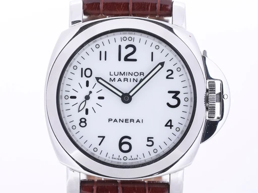 Title: Luminor Marina herrearmbåndsur PAM00113
Brand: Panerai
Model: Luminor Marina PAM00113
Ref: null
Category: Dress
Diameter: 44mm
Functions: Dato
Year: 2002
Price: 32000
Condition: undefined
Dial Color: Hvid
Strap: Læder
Case material: Stål
Gender: Herre
Match: 100.0%
Billedet er ejet af Lauritz (359693) Et Panerai ur
