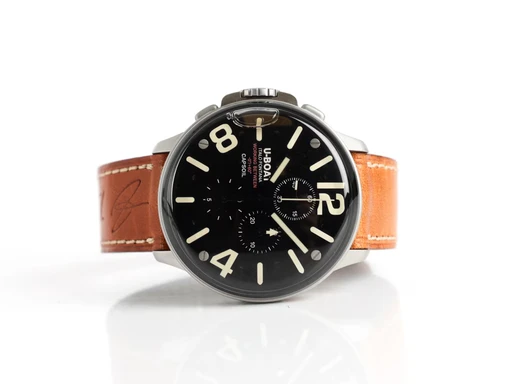 Title: : 'Capsoil Chrono SS' armbåndsur af stål. Ref. nr. 8111. (New)
Brand: U-Boat
Model: Capsoil Chrono SS
Ref: 8111
Category: Racing
Diameter: 45mm
Functions: Kronograf, Dato
Year: null
Price: 8800
Condition: undefined
Dial Color: Sort
Strap: Læder
Case material: Stål
Gender: Herre
Match: 100.0%
Billedet er ejet af Lauritz (434701) Et U-Boat ur