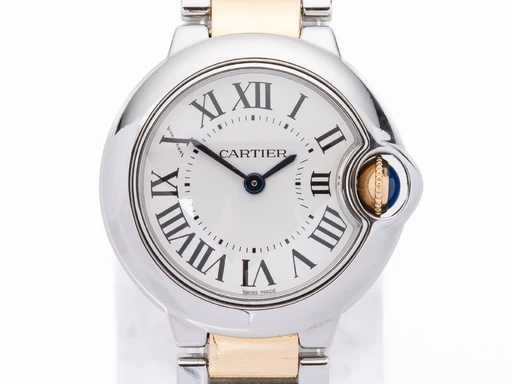 Title: 'Ballon Bleu'. Dameur af stål og 18 kt guld
Brand: Cartier
Model: Ballon Bleu
Ref: 3009
Category: Dress
Diameter: 29mm
Functions: Dato
Year: null
Price: 37000
Condition: undefined
Dial Color: Hvid
Strap: Metal
Case material: Stål
Gender: Dame
Match: 100.0%
Billedet er ejet af Lauritz (183357) Et Cartier ur