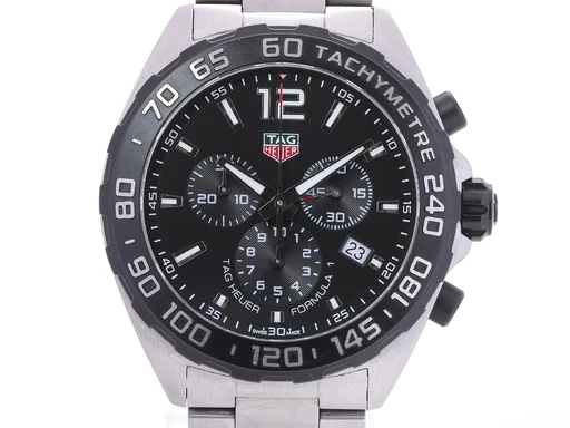 Title: 'Formula 1'. Herrechronograf af stål, Ø 43 mm
Brand: Tag Heuer
Model: Formula 1
Ref: CAZ1010.BA0842
Category: Sport
Diameter: 43mm
Functions: Kronograf, Dato
Year:
Price: 11000
Condition:
Dial Color: Sort
Strap: Metal
Case material: Stål
Gender: Herre
Match: 100.0%
Billedet er ejet af Lauritz (530709) Et Tag Heuer ur