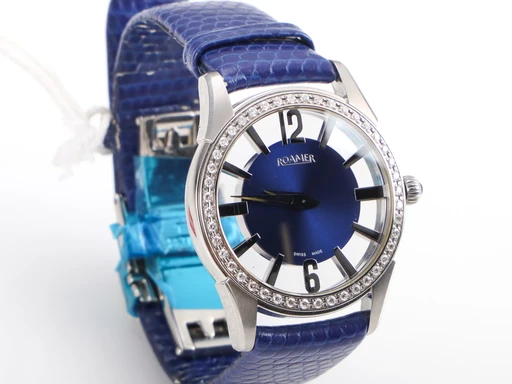 Title: . Damearmbåndsur med brillanter NOS
Brand: Roamer
Model:
Ref: null
Category: Dress
Diameter: 29mm
Functions:
Year:
Price: 6000
Condition: 10.0
Dial Color: Blå
Strap: Læder
Case material: Stål
Gender: Dame
Match: 100.0%
Billedet er ejet af Lauritz (464091) Et Roamer ur