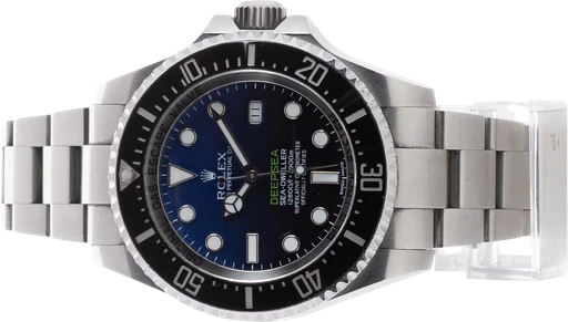 Titel: Sea-Dweller Deepsea 'James Cameron' af stål, ref. 126660 (Nyhed)
Mærke: Rolex
Model: Sea-Dweller Deepsea 'James Cameron'
Ref.: 126660
Årgang:
Tilbehør:
Pris: 50.000 kr.
Diameter: 44mm
Funktioner: Dato
Skivefarve: Blå
Rem: Metal
Kassemateriale: Stål
Kategori: Dykker
Køn: Herre
Match: 100.0%
Billedet ejes af Lauritz (1152301) Et Rolex ur