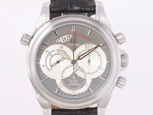 Title: De Ville Co-Axial Rattrapante herreur af stål (New)
Brand: Omega
Model: De Ville Co-Axial Rattrapante
Ref: 4848.40.31
Category: Sport
Diameter: 41mm
Functions: Kronograf, Dato
Year: null
Price: 46000
Condition: undefined
Dial Color: Grå
Strap: Læder
Case material: Stål
Gender: Herre
Match: 100.0%
Billedet er ejet af Lauritz (432477) Et Omega ur