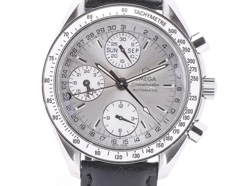 Title: Speedmaster Triple Date Calendar herrearmbåndsur af stål
Brand: Omega
Model: Speedmaster Triple Date Calendar
Ref: 35105000
Category: Racing
Diameter: 39mm
Functions: Kronograf, Dato, Ugedag
Year:
Price: 17500
Condition: 7.0
Dial Color: Sølv
Strap: Læder
Case material: Stål
Gender: Herre
Match: 100.0%
Billedet er ejet af Lauritz (470770) Et Omega ur