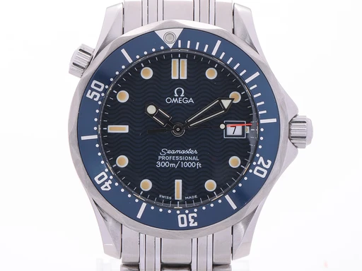 Title: 'Seamaster Professional 300m'. Herreur af stål (New)
Brand: Omega
Model: Seamaster Professional 300m
Ref: null
Category: Dykker
Diameter: 36mm
Functions: Dato
Year: null
Price: 16500
Condition: undefined
Dial Color: Blå
Strap: Metal
Case material: Stål
Gender: Herre
Match: 100.0%
Billedet er ejet af Lauritz (450901) Et Omega ur