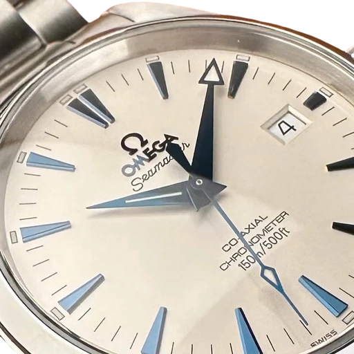 Title: Seamaster Aqua Terra - 39 m
Brand: Omega
Model: Seamaster Aqua Terra
Ref: 2503.33.00
Category: Sport
Diameter: 39mm
Functions: Dato
Year: 2005
Price: 27500
Condition: 8.0
Dial Color: Hvid
Strap: Metal
Case material: Stål
Gender: Herre
Match: 100.0%
Billedet er ejet af Limited Watches (152299) Et Omega ur