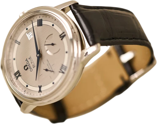 Titel: De Ville Prestige (Nyhed)
Mærke: Omega
Model: De Ville Prestige
Ref.: 424.13.40.21.02.003
Årgang: 2024
Tilbehør: Boks og Papirer
Stand: 9.0 (Brugt)
Pris: 24.000 kr.
Diameter: 40mm
Funktioner: Dato
Skivefarve: Grå
Rem: Læder
Kassemateriale: Stål
Kategori: Dress
Køn: Herre
Match: 100.0%
Billedet ejes af Limited Watches (1052446) Et Omega ur