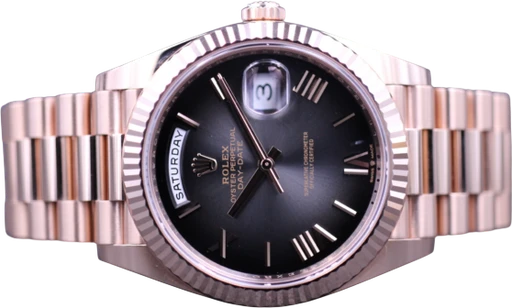 Titel: Daydate 40 228235 – Mint *Reserveret
Mærke: Rolex
Model: Daydate
Ref.: 228235
Kategori: Dress
Diameter: 40mm
Funktioner: Dato, Ugedag
Årgang: 2025
Pris: 415000
Stand: 9.8 (Brugt)
Skivefarve: Sort
Rem: Metal
Kassemateriale: Guld
Køn: Herre
Match: 100.0%
Billedet ejes af MM Watches (928896) Et Rolex ur