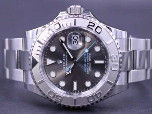 Title: Yacht-Master 40 126622
Brand: Rolex
Model: Yacht-Master 40
Ref: 126622
Category: Sport
Diameter: 40mm
Functions: Dato
Year: 2020
Price: 98000
Condition: undefined
Dial Color: Grå
Strap: Metal
Case material: Stål
Gender: Herre
Match: 100.0%
Billedet er ejet af MM Watches (380094) Et Rolex ur