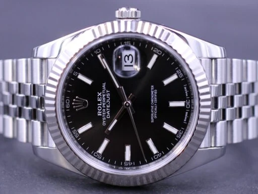 Titel: Datejust 41Mm 126334 – Black
Mærke: Rolex
Model: Datejust 41
Ref.: 126334
Årgang: 2025
Tilbehør: Boks og Papirer
Stand: 9.5 (Brugt)
Pris: 98.000 kr.
Diameter: 41mm
Funktioner: Dato
Skivefarve: Sort
Rem: Metal
Kassemateriale: Stål
Kategori: Dress
Køn: Herre
Match: 100.0%
Billedet ejes af MM Watches (117130) Et Rolex ur