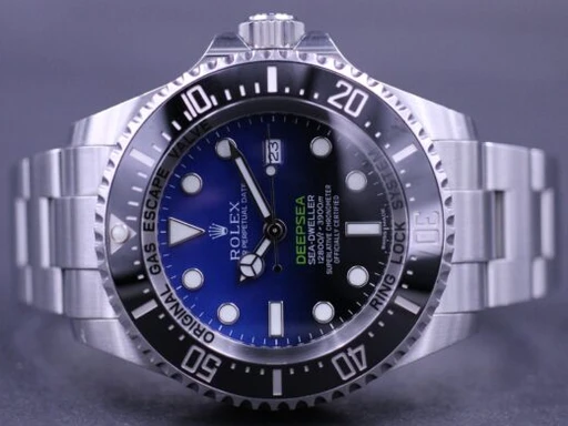 Title: Deepsea Sea-Dweller 116660 Klarlund
Brand: Rolex
Model: Deepsea Sea-Dweller
Ref: 116660
Category: Dykker
Diameter: 44mm
Functions: Dato
Year: 2015
Price: 83000
Condition: undefined
Dial Color: Blå
Strap: Metal
Case material: Stål
Gender: Herre
Match: 100.0%
Billedet er ejet af MM Watches (122840) Et Rolex ur