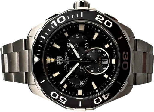 Title: 2184 – Aquaracer Chrono.
Brand: Tag Heuer
Model: TAG Heuer Aquaracer 300M
Ref: CAY.111.A
Category: Dykker
Diameter: 43mm
Functions: Kronograf, Dato
Year: 2020
Price: 13995
Condition: 10.0
Dial Color: Sort
Strap: Metal
Case material: Stål
Gender: Herre
Match: 100.0%
Billedet er ejet af MyWatch (102084) Et Tag Heuer ur