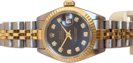 Titel: Date Just Lady (Nyhed)
Mærke: Rolex
Model: Date Just Lady
Ref.: 69173
Årgang: 1995
Tilbehør:
Stand: 8.5 (Brugt)
Pris: 38.995 kr.
Diameter: 26mm
Funktioner: Dato
Skivefarve: Blå
Rem: Metal
Kassemateriale: Guld
Kategori: Dress
Køn: Dame
Match: 100.0%
Billedet ejes af MyWatch (1006768) Et Rolex ur