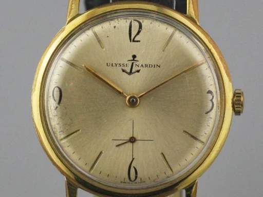 Title: 1988 – Vintage
Brand: Ulysse Nardin
Model: Ulysse Nardin Small Seconds Vintage
Ref: null
Category: Dress
Diameter: 34mm
Functions: Dato
Year: null
Price: 5495
Condition: undefined
Dial Color: Guld
Strap: Læder
Case material: Stål
Gender: Herre
Match: 100.0%
Billedet er ejet af MyWatch (102121) Et Ulysse Nardin ur