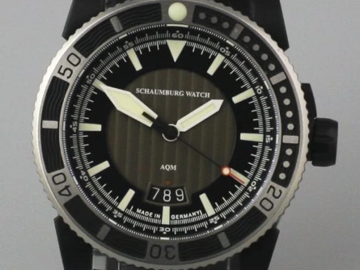 Title: 1969 – AQM – 2017
Brand: Schaumburg
Model: Schaumburg AQM
Ref: AQM 4-3D
Category: Dykker
Diameter: 45mm
Functions: Dato
Year: 2017
Price: 5995
Condition: undefined
Dial Color: Sort
Strap: Læder
Case material: Stål
Gender: Herre
Match: 100.0%
Billedet er ejet af MyWatch (102133) Et Schaumburg ur