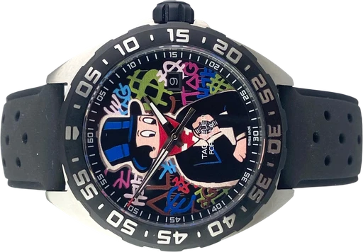 Titel: Formular, Alec Monopoly Ldt. Edi. (Nyhed)
Mærke: Tag Heuer
Model: Formular, Alec Monopoly Ldt. Edi.
Ref.: WAZ1117-FT8023
Årgang: 2017
Tilbehør: Boks og Papirer
Stand: 9.8 (Brugt)
Pris: 7.995 kr.
Diameter: 41mm
Funktioner: Dato
Skivefarve: Sort
Rem: Gummi
Kassemateriale: Stål
Kategori: Sport
Køn: Herre
Match: 100.0%
Billedet ejes af MyWatch (1005287) Et Tag Heuer ur