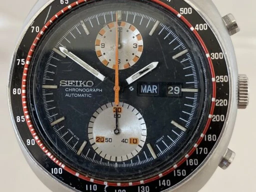 Title: 2174 – Ufo
Brand: Seiko
Model: Seiko
Ref: 6138-0012
Category: Racing
Diameter: 42mm
Functions: Kronograf, Dato, Ugedag
Year: 1977
Price: 6695
Condition: undefined
Dial Color: Sort
Strap: Metal
Case material: Stål
Gender: Herre
Match: 100.0%
Billedet er ejet af MyWatch (102093) Et Seiko ur