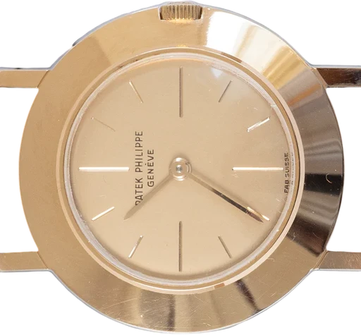 Title: "Disco Volante"
Brand: Patek Philippe
Model: Calatrava
Ref: 2594
Category: Dress
Diameter: 32mm
Functions:
Year: 1950
Price: 125000
Condition:
Dial Color: Gul
Strap: Læder
Case material: Guld
Gender: Herre
Match: 100.0%
Billedet er ejet af Ole Mathiesen (154636) Et Patek Philippe ur